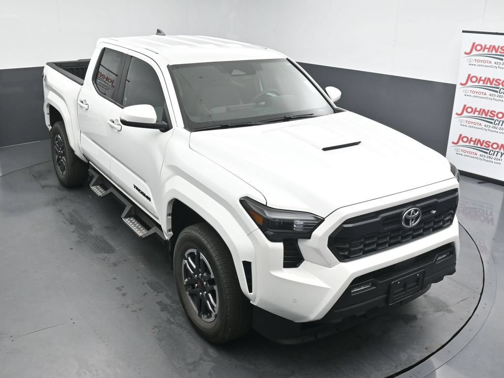 Used 2024 Toyota Tacoma TRD Sport w/ TRD Sport Upgrade Package AWD/4WD image 25