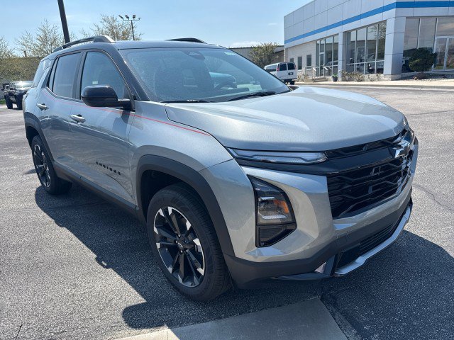 New 2026 Chevrolet Equinox RS w/ Convenience Package III FWD image 1