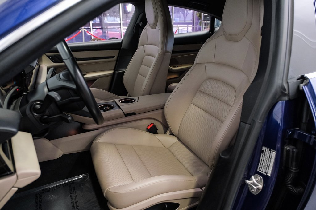 Used 2022 Porsche Taycan 4S image 31