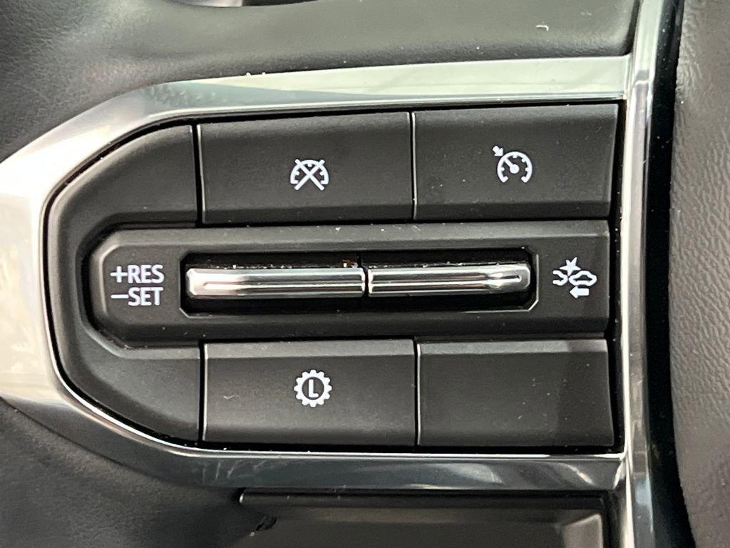 Used 2025 GMC Terrain Elevation image 39