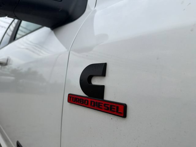 Used 2026 RAM 3500 Laramie AWD/4WD image 4