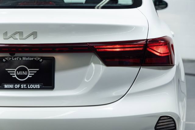 Used 2023 Kia Forte LXS image 8