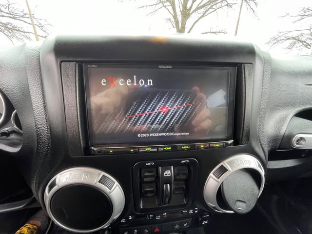 Used 2014 Jeep Wrangler Unlimited Sahara w/ Max Tow Package image 21