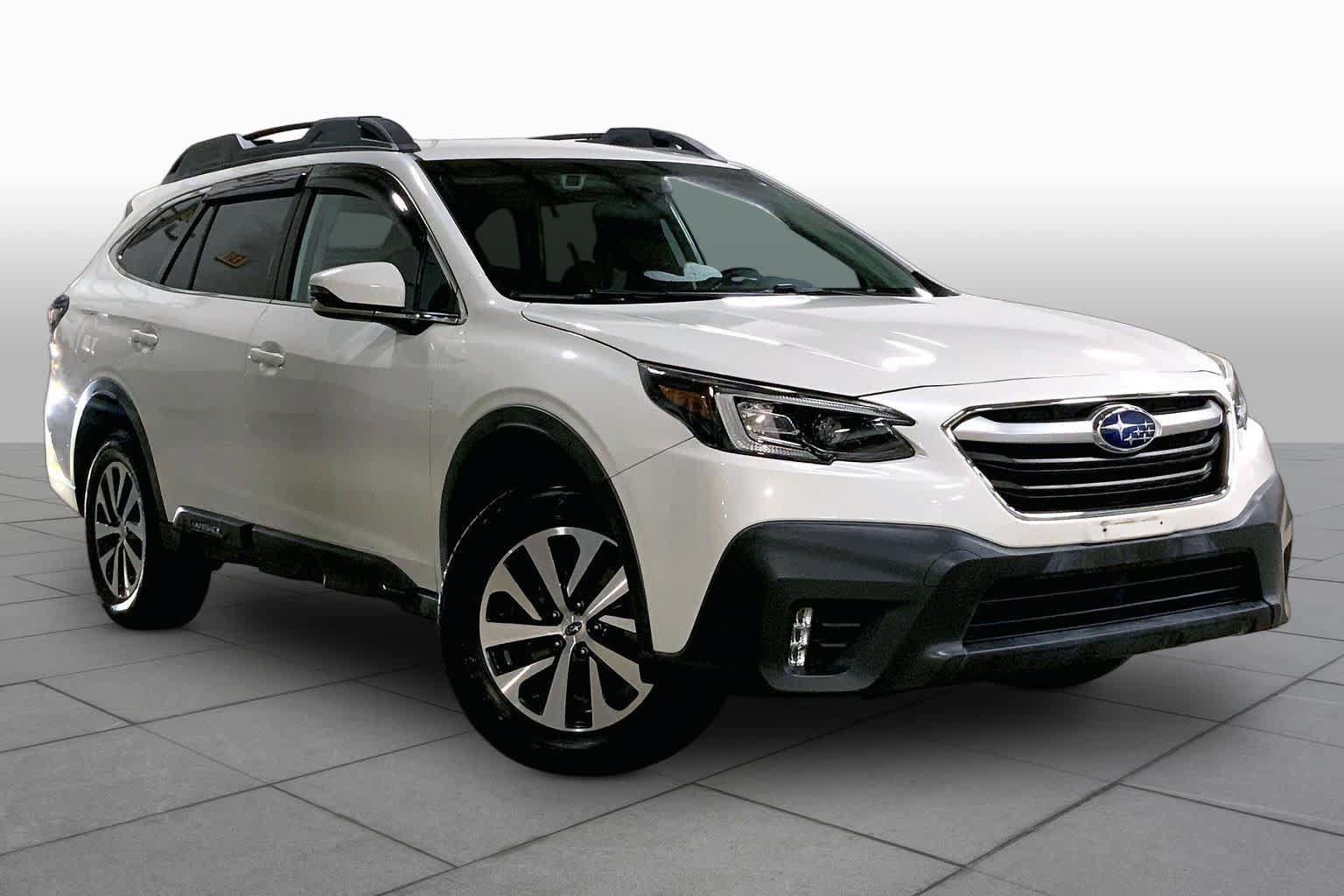 Used 2020 Subaru Outback Premium AWD/4WD image 3