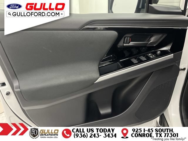Used 2023 Subaru Solterra AWD image 18