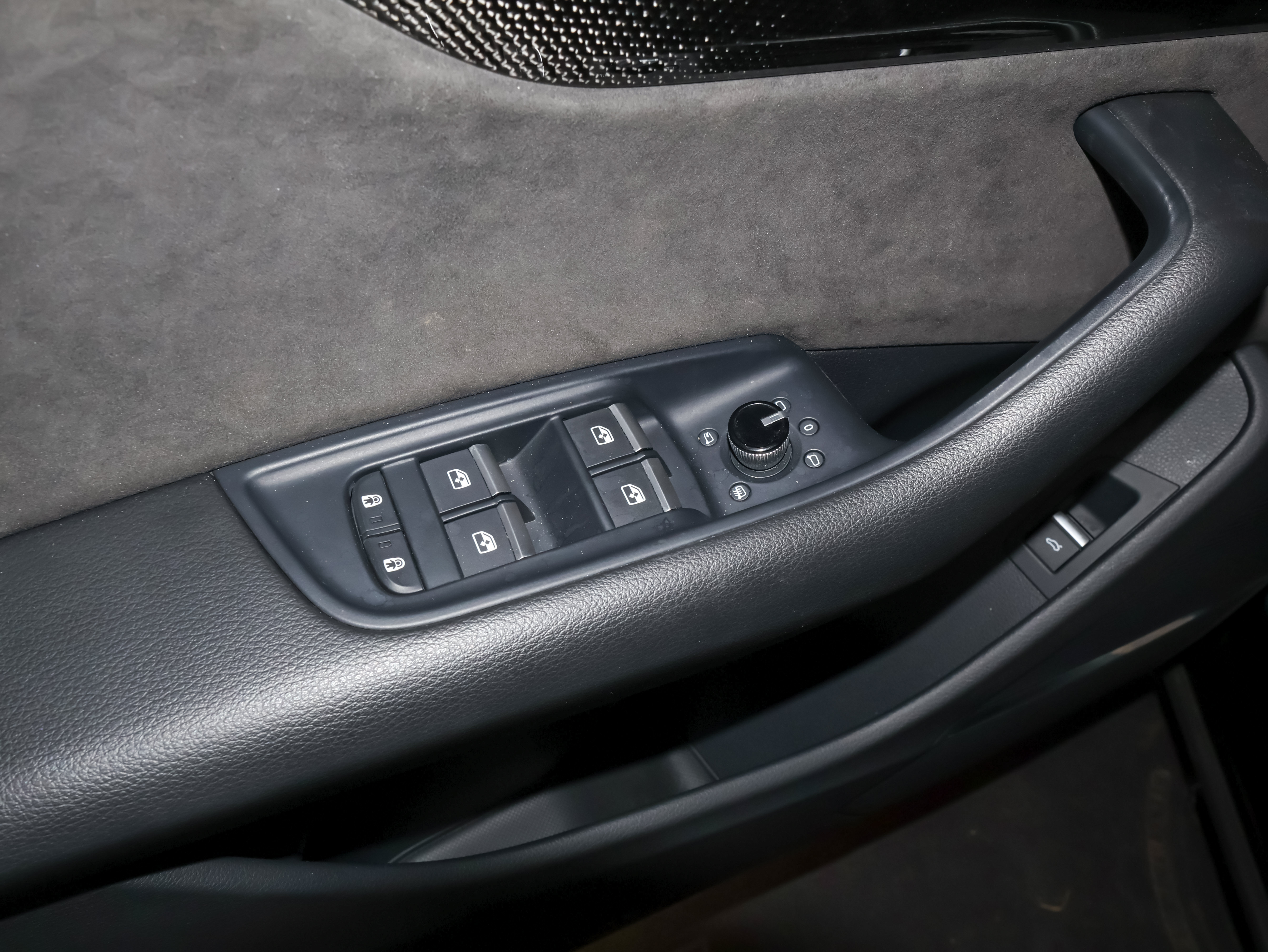 Used 2022 Audi SQ8 Premium Plus AWD/4WD image 19