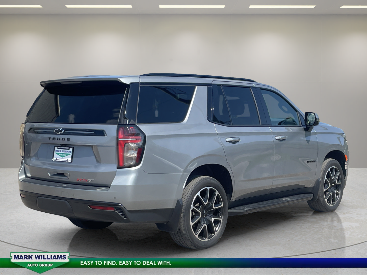 Used 2023 Chevrolet Tahoe RST w/ Luxury Package AWD/4WD image 5