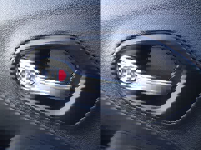 Used 2023 Jeep Cherokee Altitude Lux AWD/4WD image 19