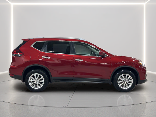 Used 2020 Nissan Rogue SV AWD/4WD image 6