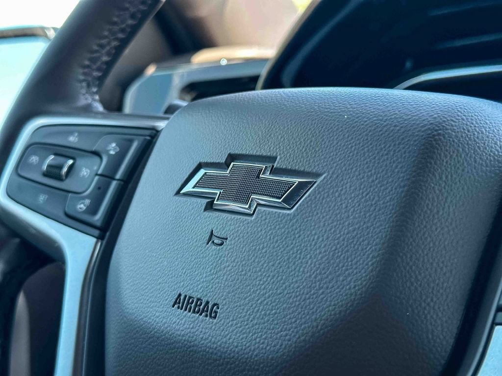 Used 2025 Chevrolet Silverado 1500 LT Trail Boss w/ Convenience Package II AWD/4WD image 29