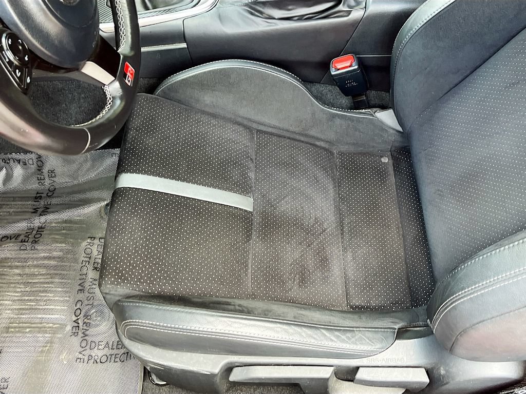 Used 2022 Toyota GR86 Premium RWD image 18