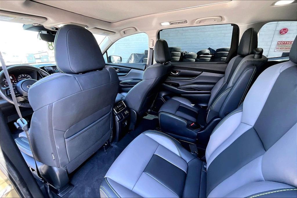 Used 2023 Subaru Ascent Onyx Edition AWD/4WD image 16