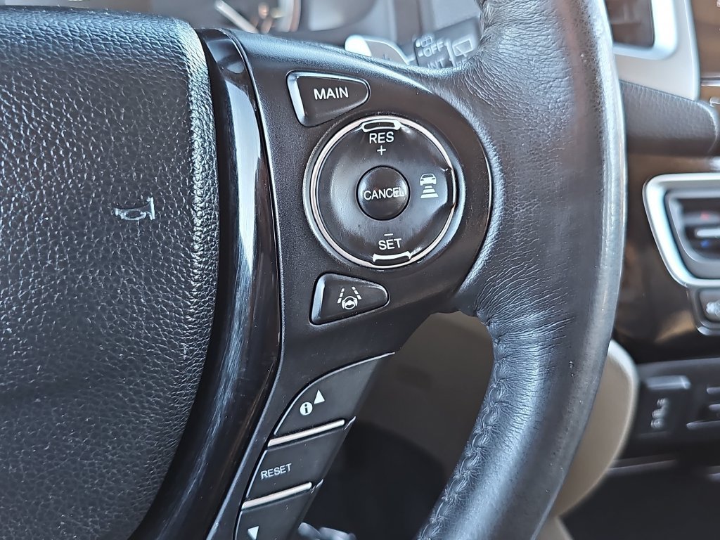 Used 2017 Honda Pilot Touring image 12