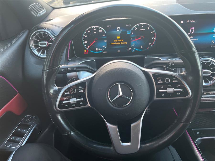 Used 2021 Mercedes-Benz GLB 250 4MATIC image 28