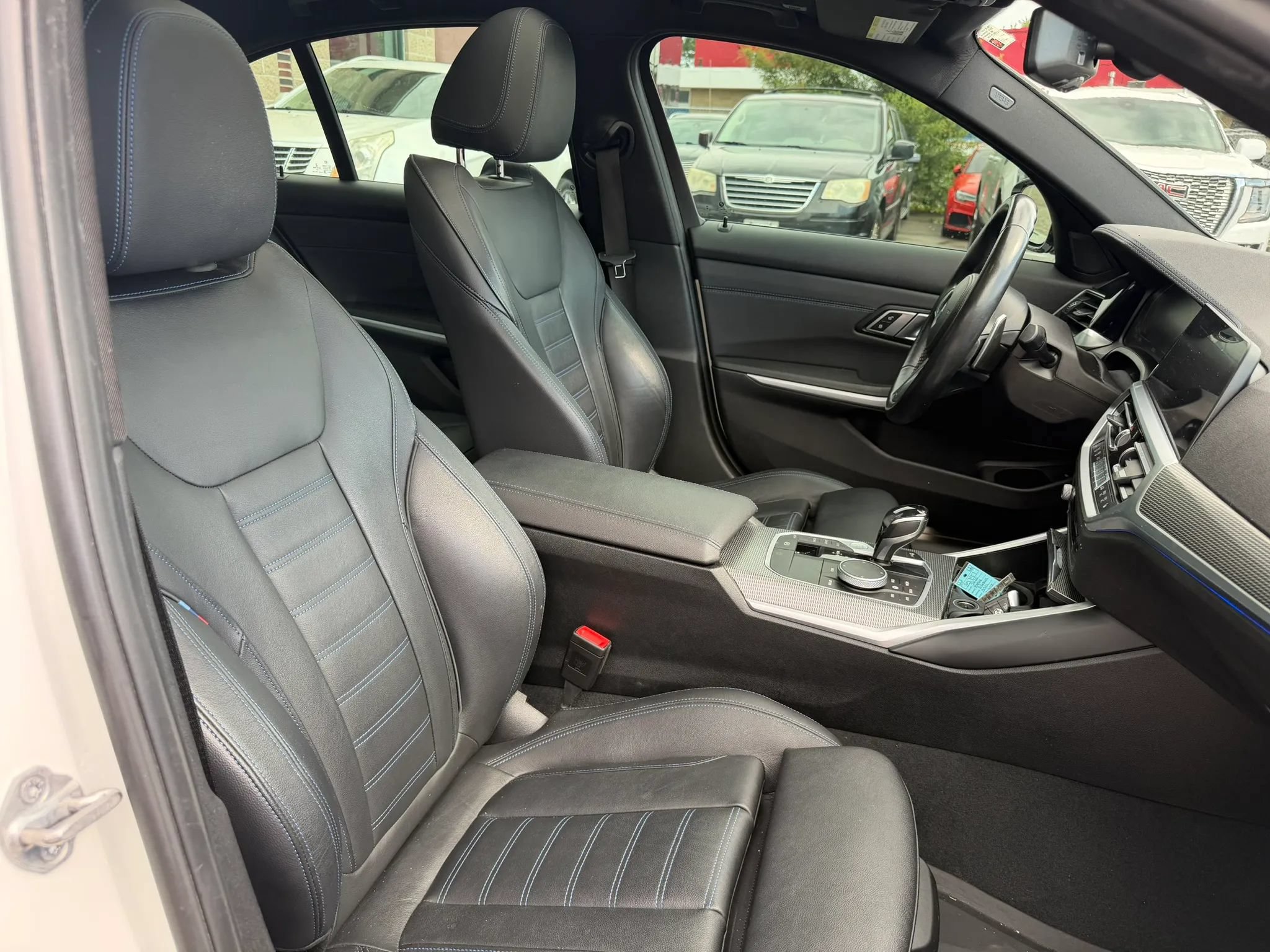 Used 2020 BMW 330i xDrive Sedan w/ M Sport Package AWD/4WD image 23