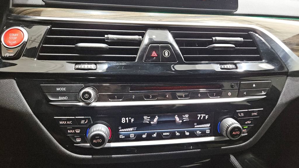 Used 2018 BMW M5 w/ Executive Package image 40