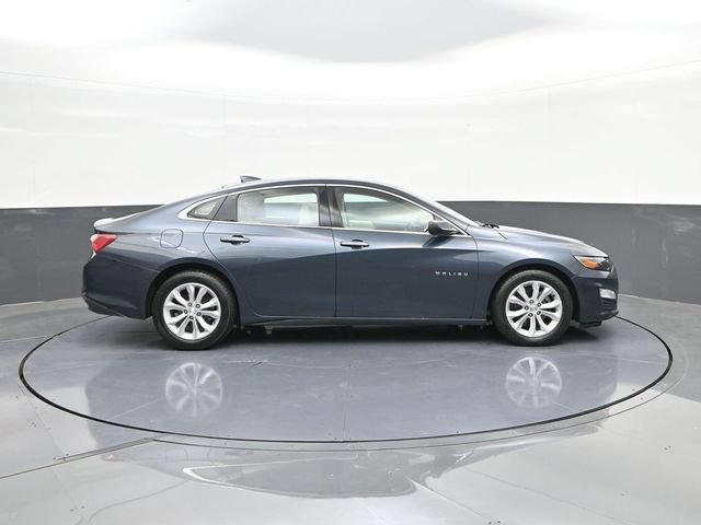 Used 2020 Chevrolet Malibu LT w/ Leather Package FWD image 21