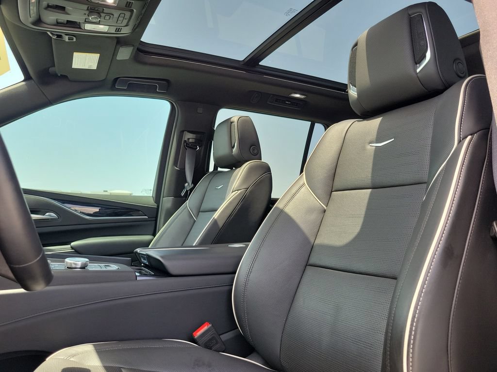 Used 2024 Cadillac Escalade Sport AWD/4WD image 25