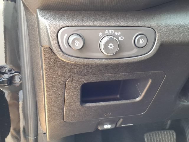 Used 2022 Chevrolet TrailBlazer LT w/ LPO, Blackout Package FWD image 18