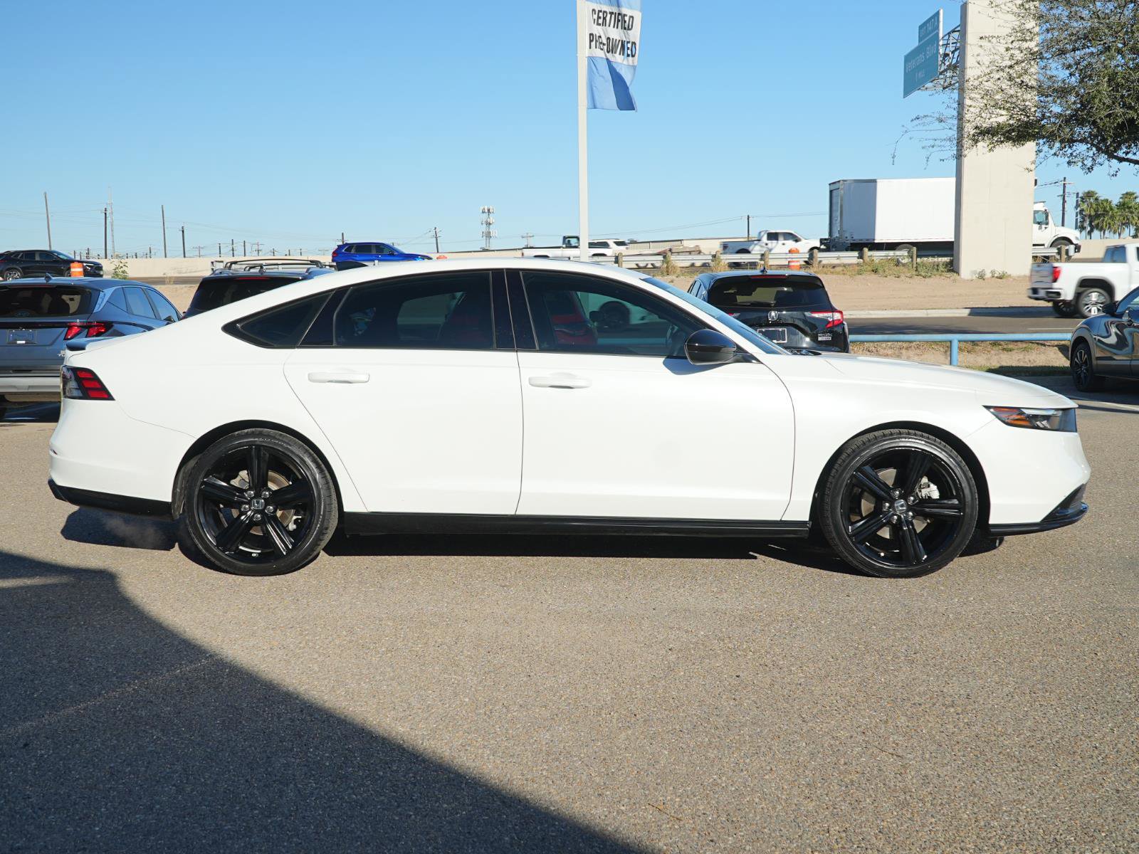Used 2024 Honda Accord Sport image 4