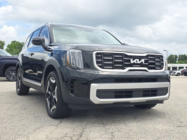 Used 2024 Kia Telluride S w/ S Sunroof Package FWD image 7