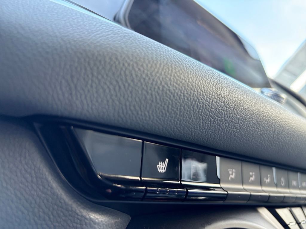 Used 2019 Chevrolet Blazer LT image 15