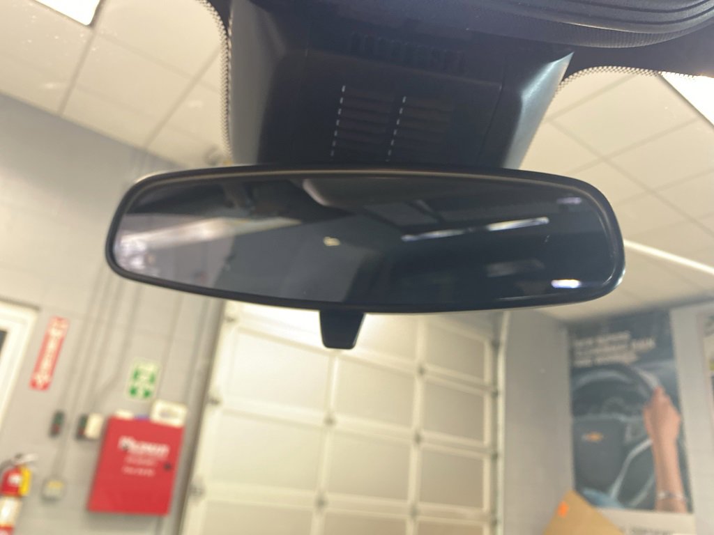 New 2026 GMC Terrain Elevation w/ LPO, Floor Liner Package image 31