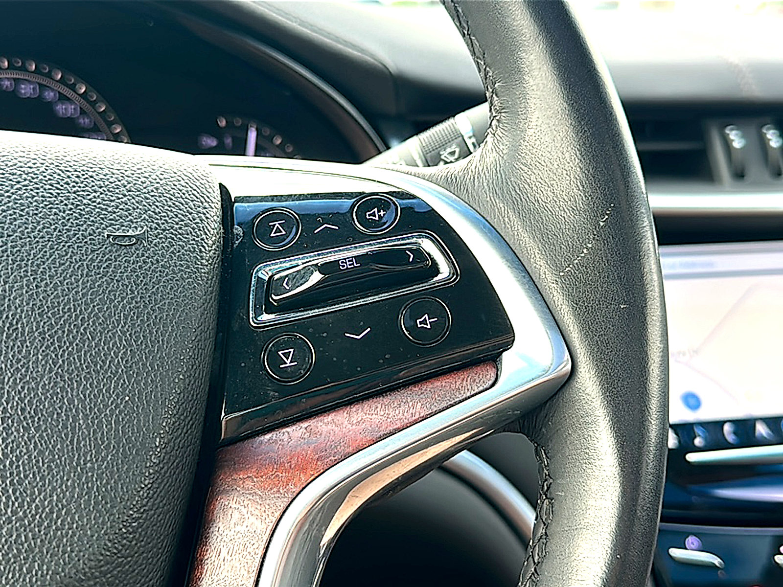 Used 2018 Cadillac XTS Luxury image 29