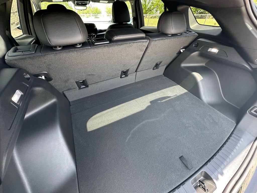 New 2025 Chevrolet Blazer EV RS RWD image 38