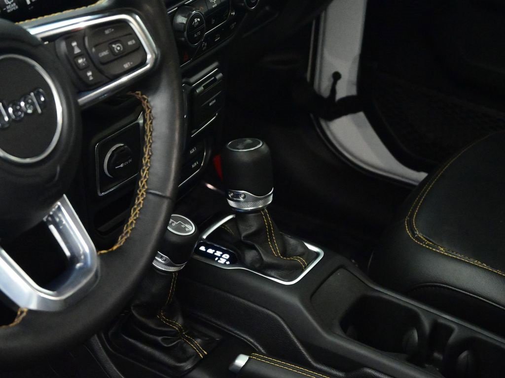 Used 2021 Jeep Wrangler Unlimited Sahara image 20