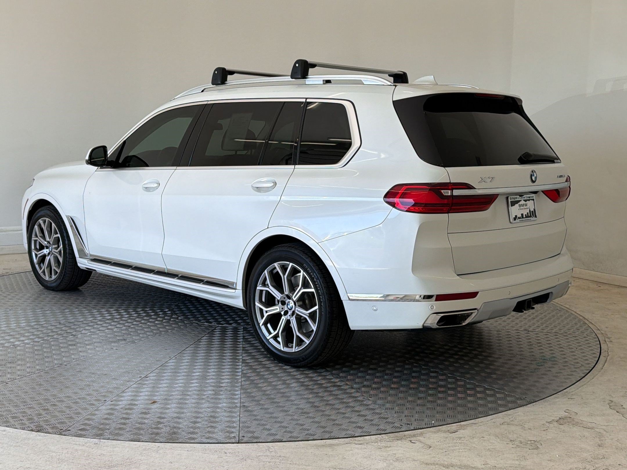 Used 2020 BMW X7 M50i AWD/4WD image 3