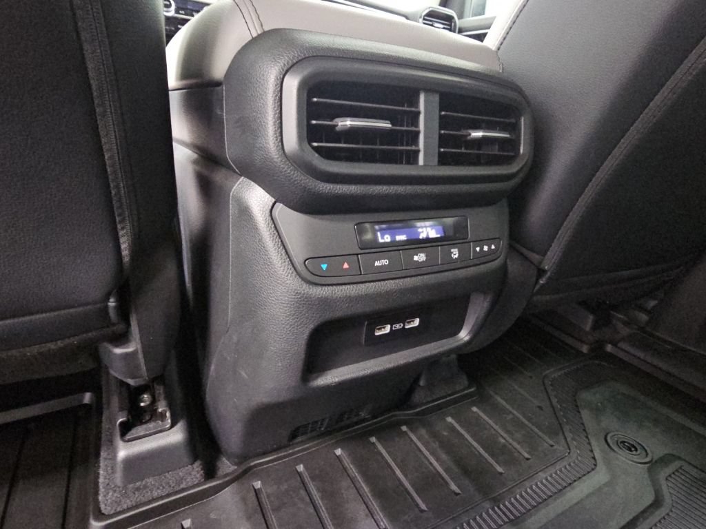Used 2023 Honda Pilot EX-L image 31