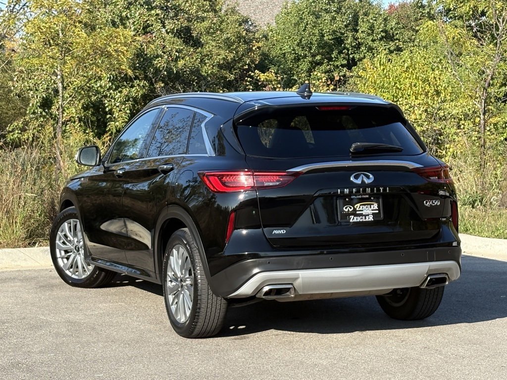 Certified 2024 INFINITI QX50 Luxe image 4