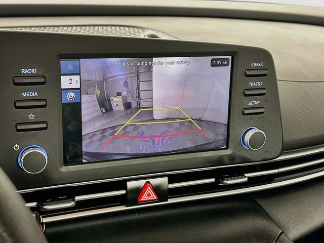 Certified 2026 Hyundai Elantra SE w/ Cargo Package FWD image 17