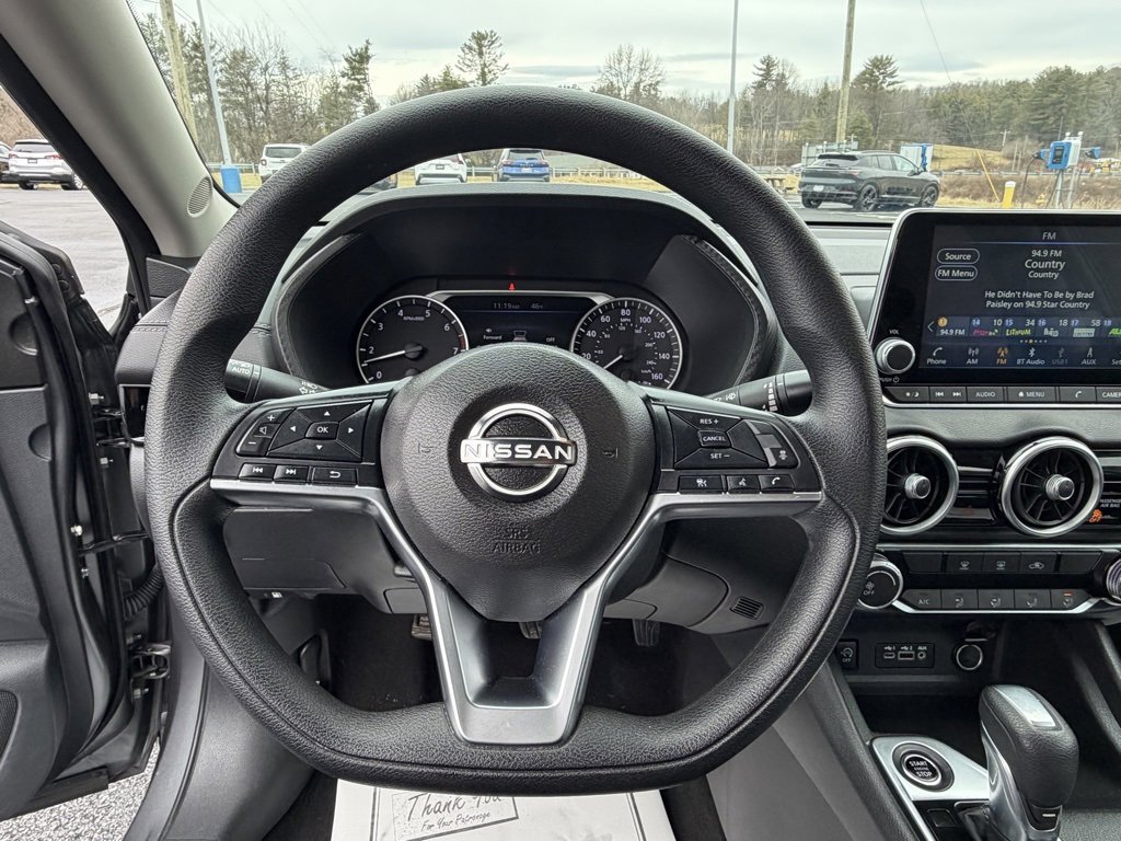 Used 2024 Nissan Sentra SV image 2