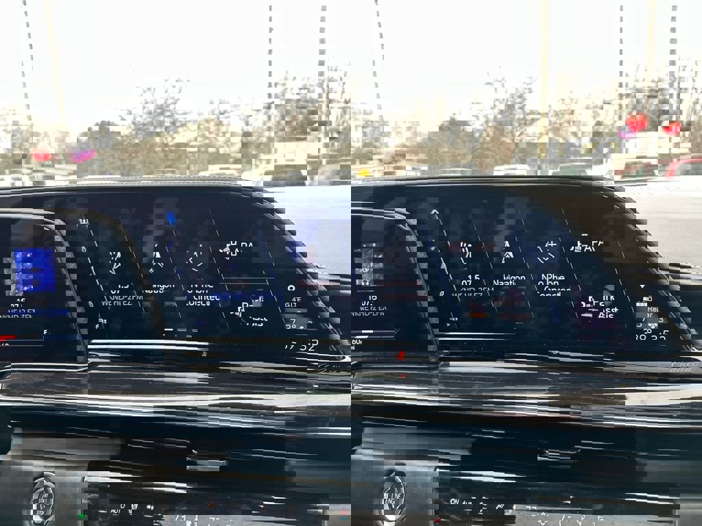 Used 2024 Cadillac Escalade V image 16