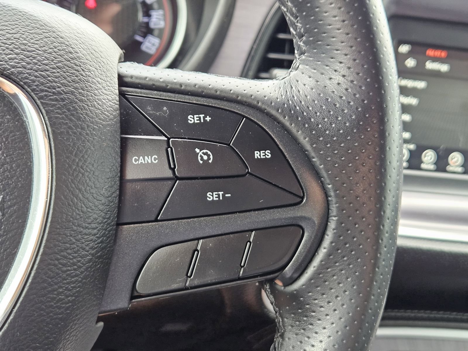 Used 2018 Dodge Challenger R/T RWD image 25