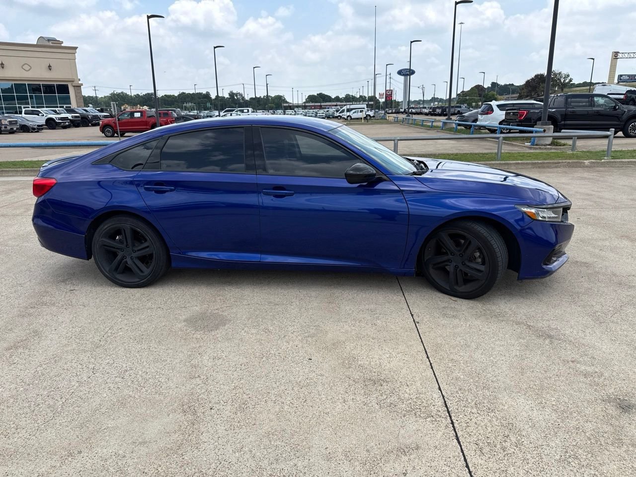 Used 2021 Honda Accord Sport Special Edition image 17