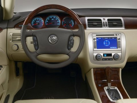 Used 2009 Buick Lucerne CXL image 4