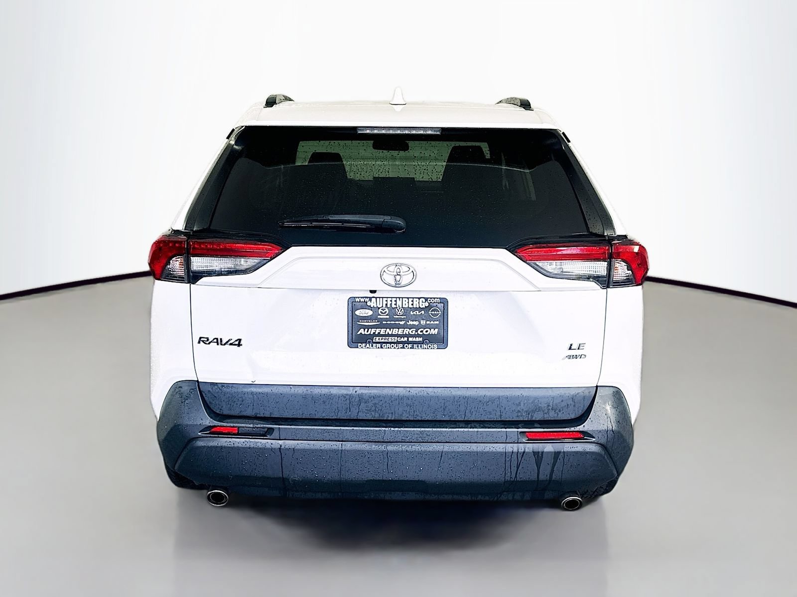 Used 2021 Toyota RAV4 LE AWD/4WD image 6