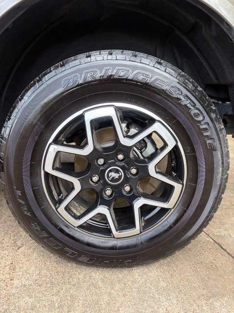 Used 2025 Ford Bronco Outer Banks AWD/4WD image 11