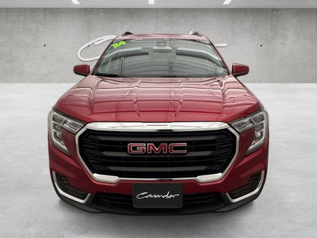 Used 2024 GMC Terrain SLE w/ Driver Convenience Package image 18