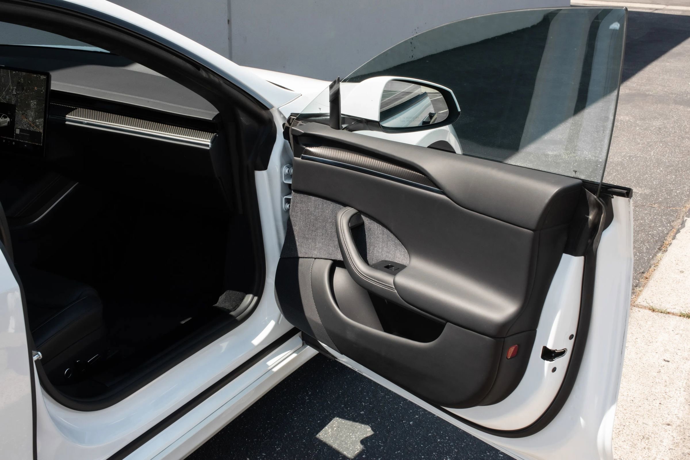 Used 2021 Tesla Model S Plaid image 29