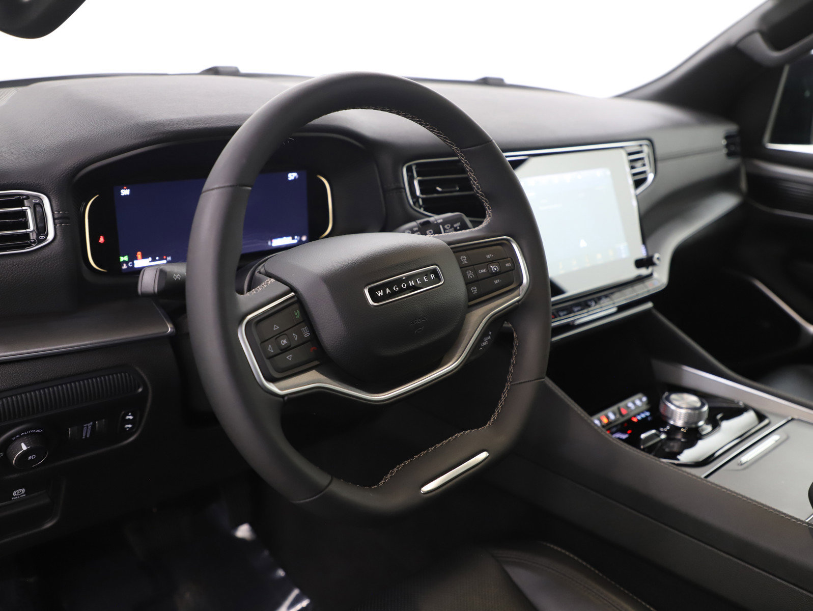 Used 2024 Jeep Wagoneer Series II image 23