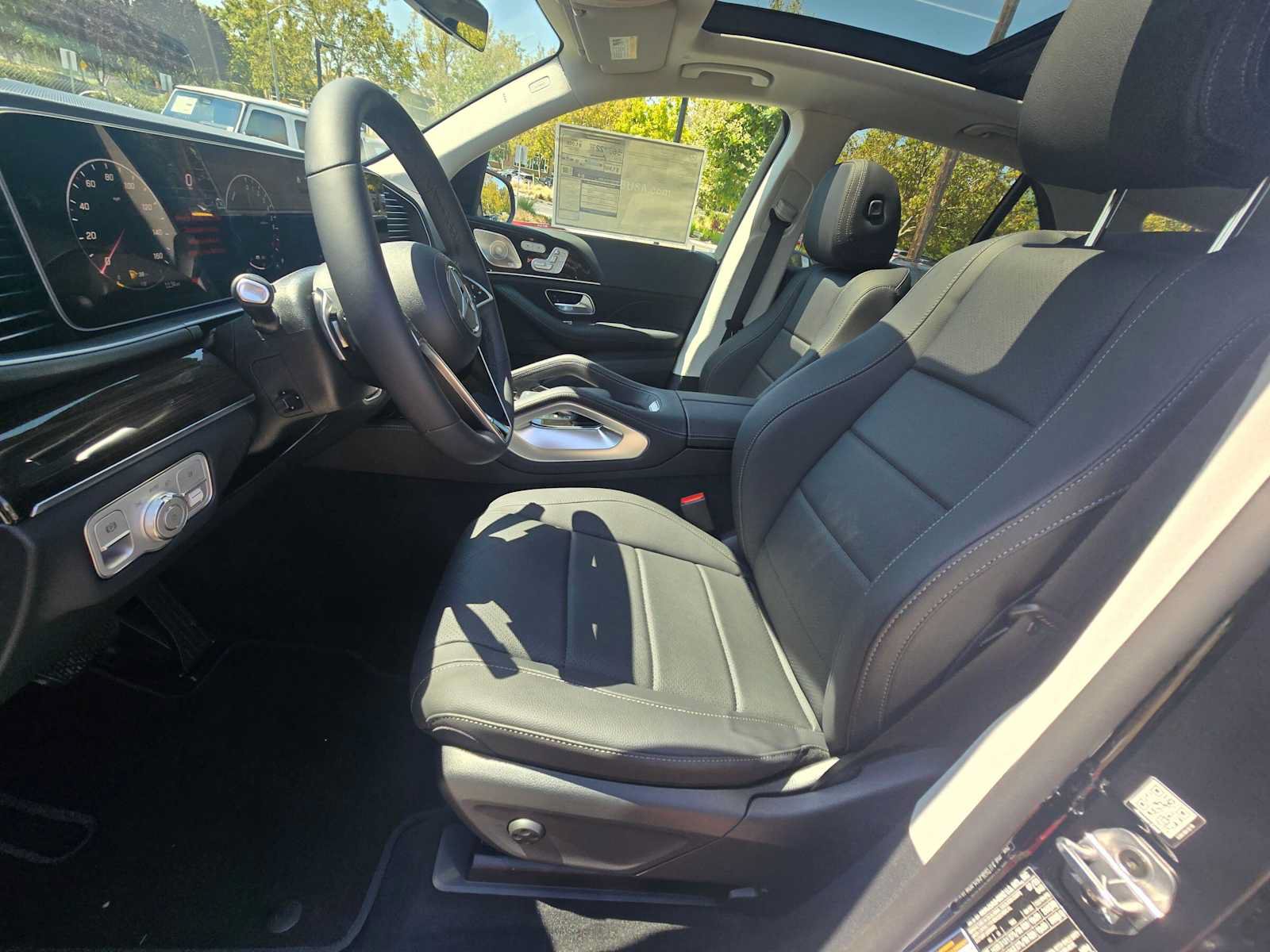 New 2026 Mercedes-Benz GLE 450e 4MATIC image 23