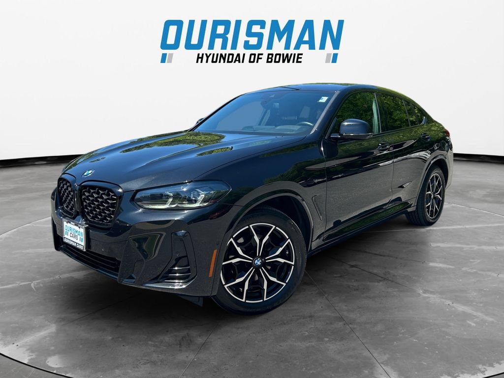 Used 2023 BMW X4 xDrive30i w/ M Sport Package AWD/4WD image 2