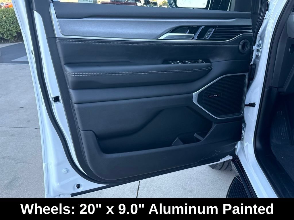 New 2026 Jeep Grand Wagoneer L Limited w/ Rear Seat Video Group I AWD/4WD image 32