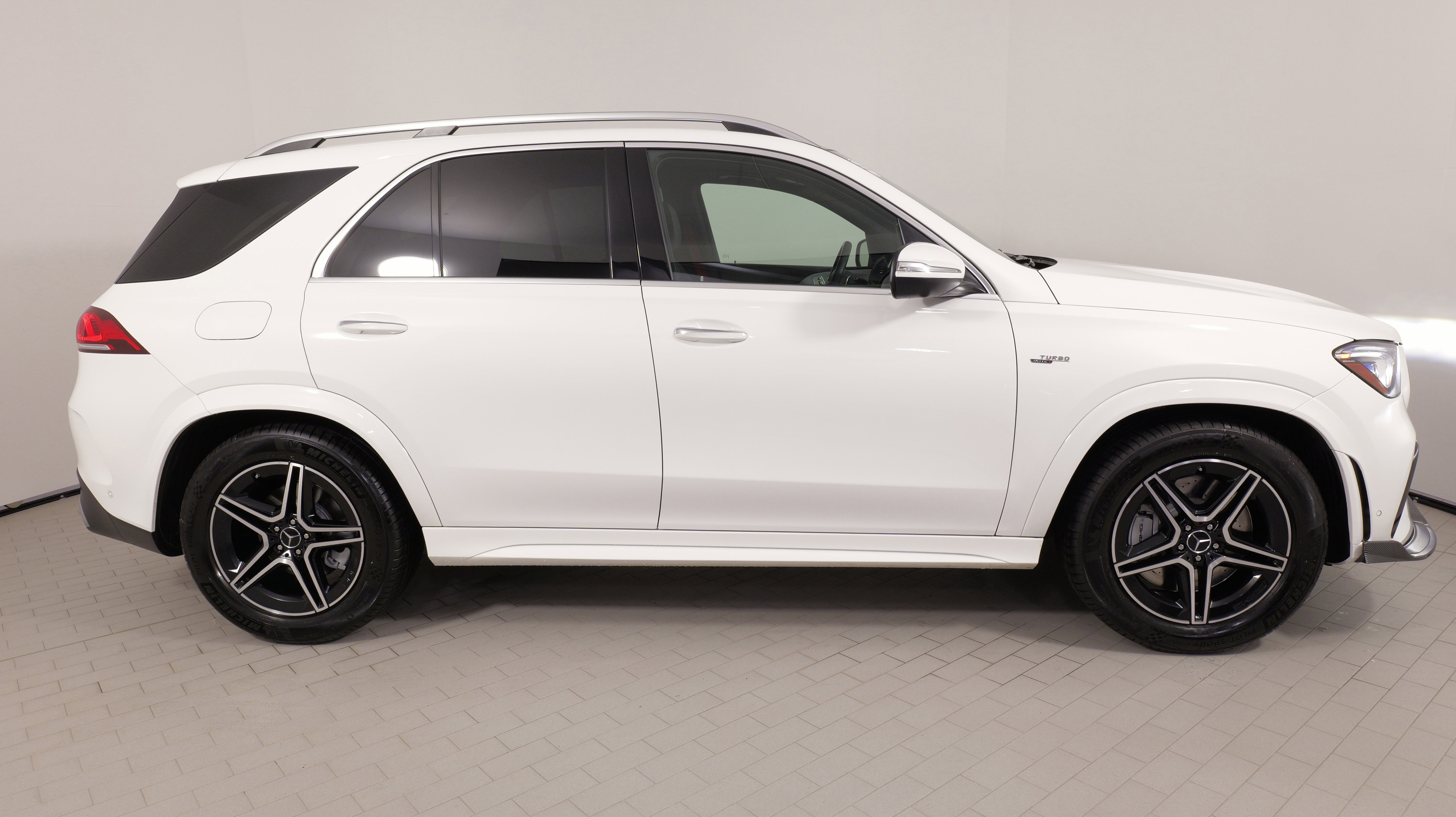 Used 2023 Mercedes-Benz GLE 53 AMG 4MATIC image 7