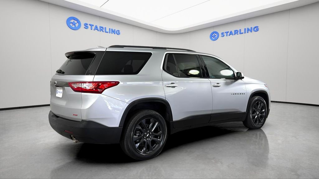 Used 2021 Chevrolet Traverse RS image 9