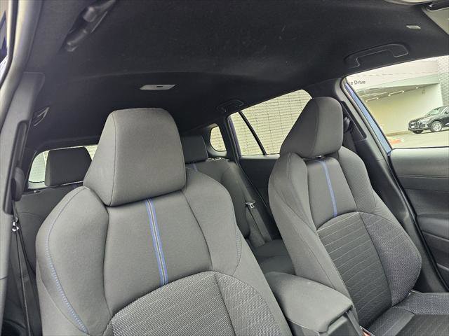 Used 2023 Toyota Corolla Cross AWD Hybrid image 3
